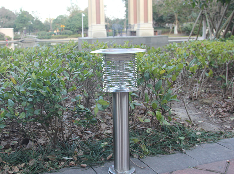 院子里的太陽(yáng)能滅蚊燈，用對(duì)了才有效